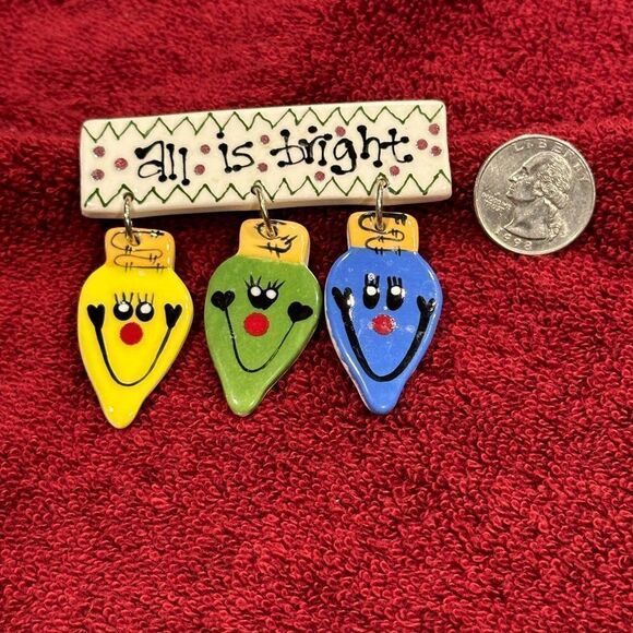 Vintage Christmas bulb brooch , bag charm, sweater charm, all is bright - Picture 3 of 10